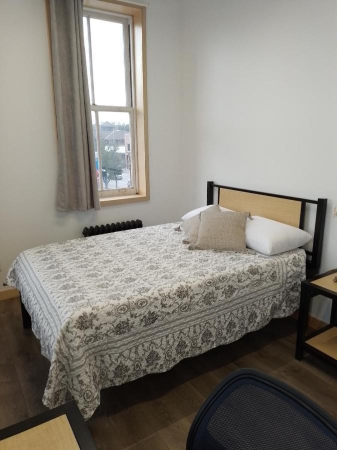 Sandwich Boutique Hotel Виндзор Экстерьер фото